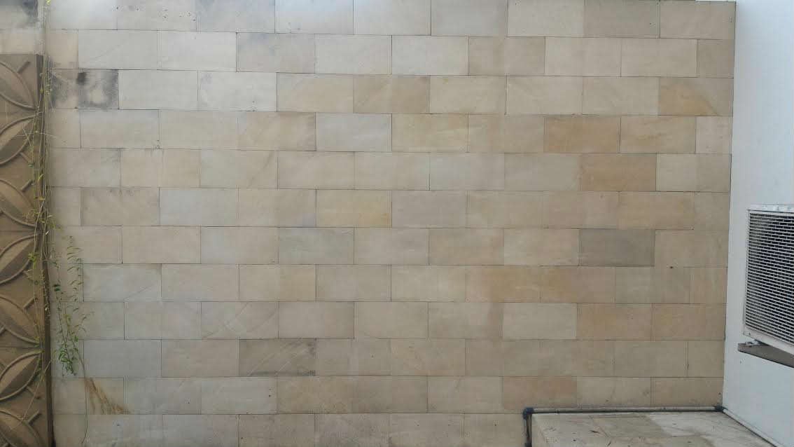 Cream Limestone Wall